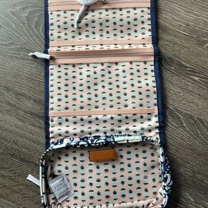 Stella & Dot hanging toiletry kit